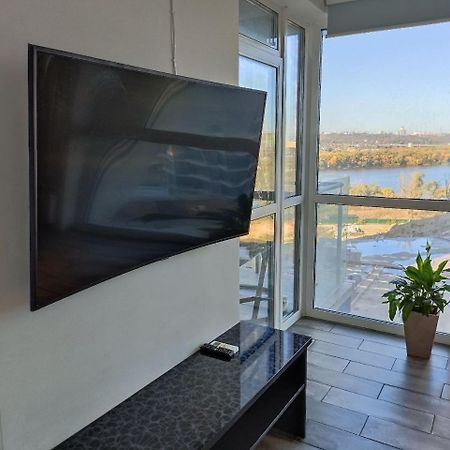 4 Rooms Apartment With A View Of The Dnieper River Kiev Bagian luar foto